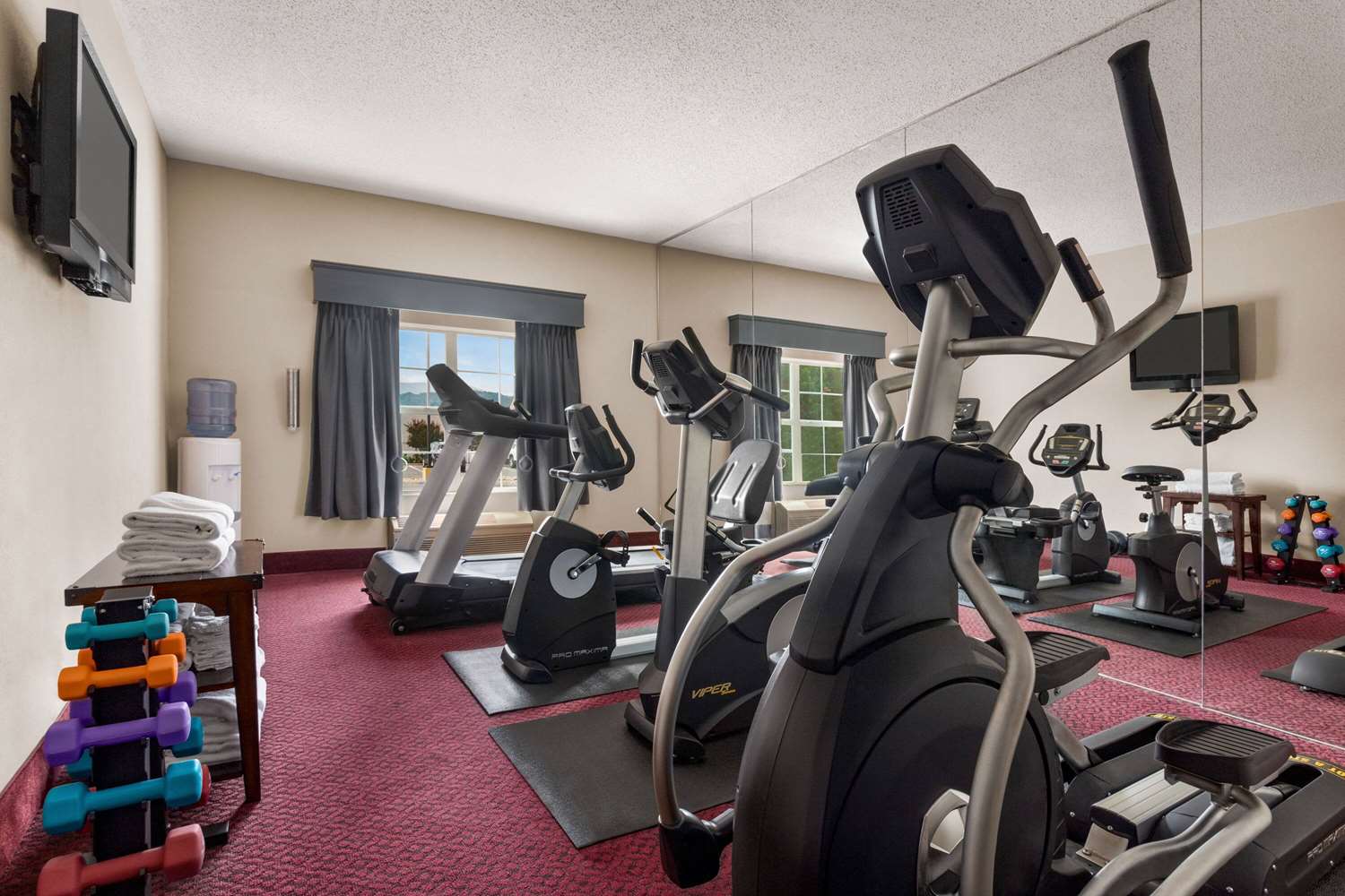 Ramada By Wyndham Pigeon Forge North 31/57