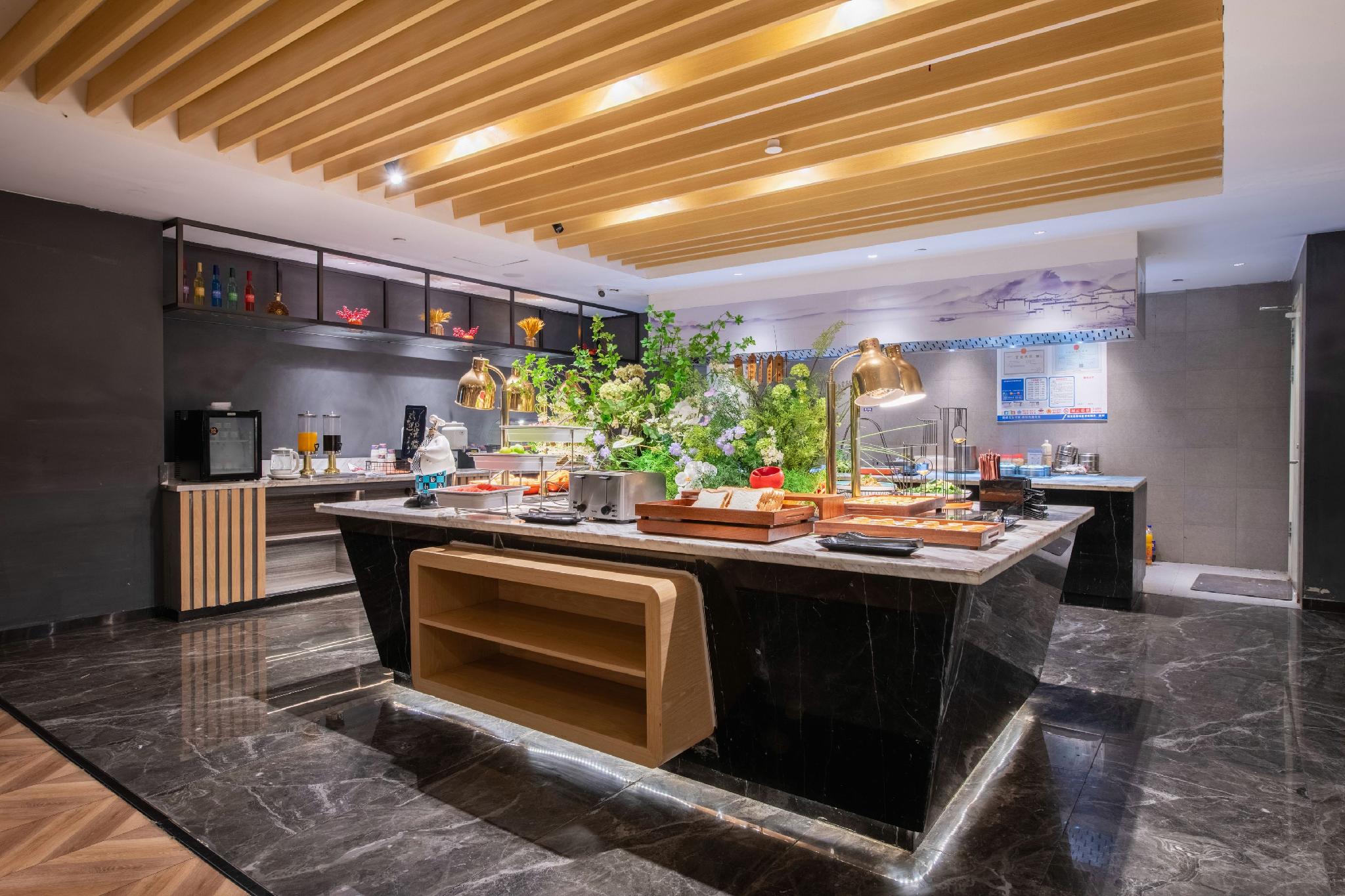Park Inn by Radisson (Tongling Beidou Star City) 5/28