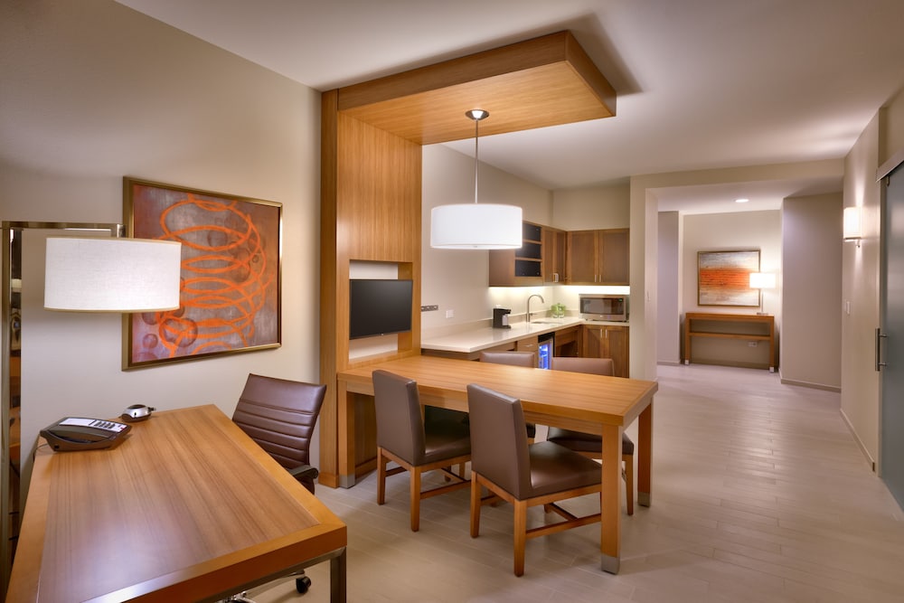 Hyatt Place Emeryville San Fran 34/43