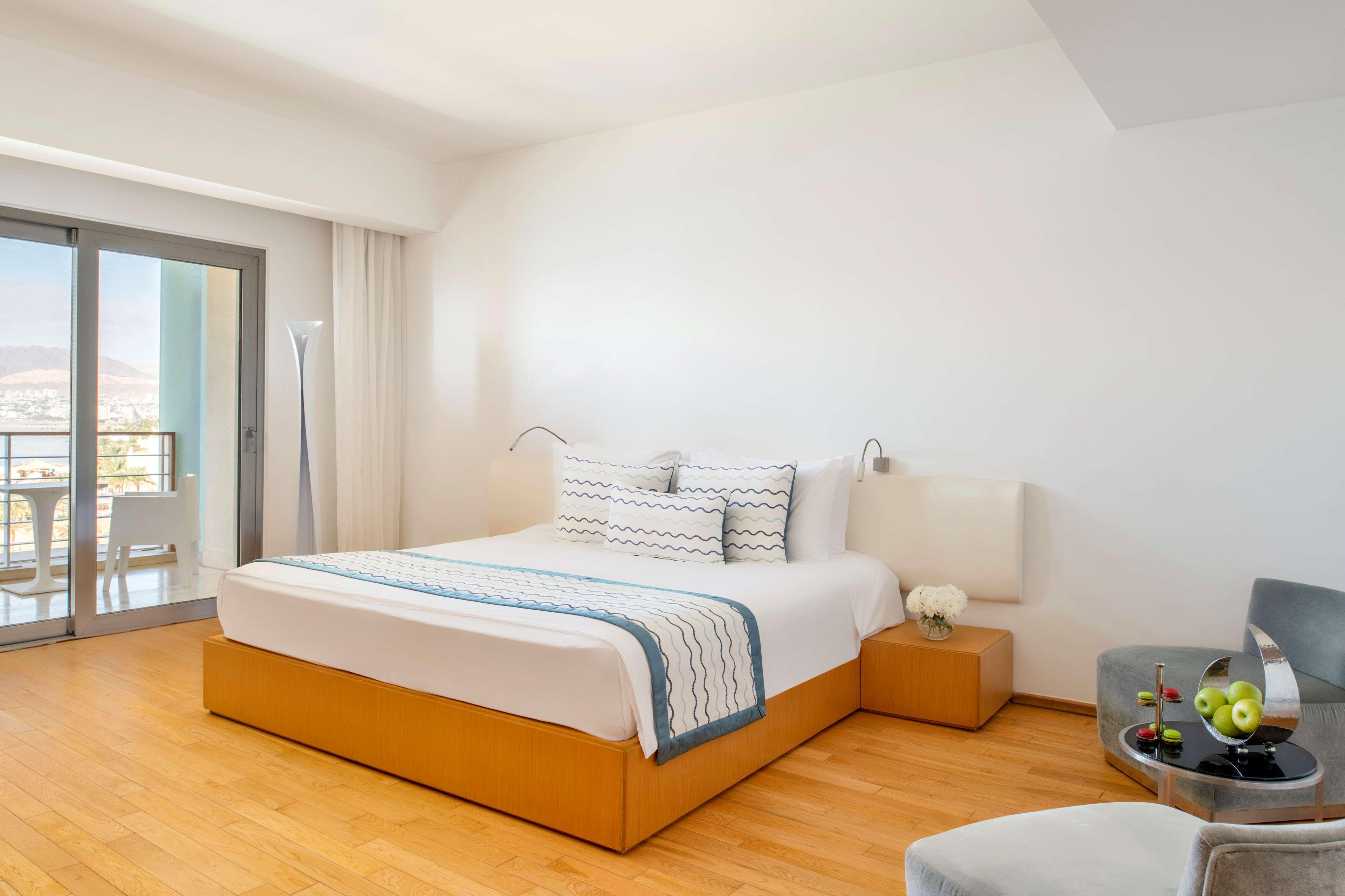 Executive, Suite, Kempinski Hotel Aqaba Red Sea 7/10