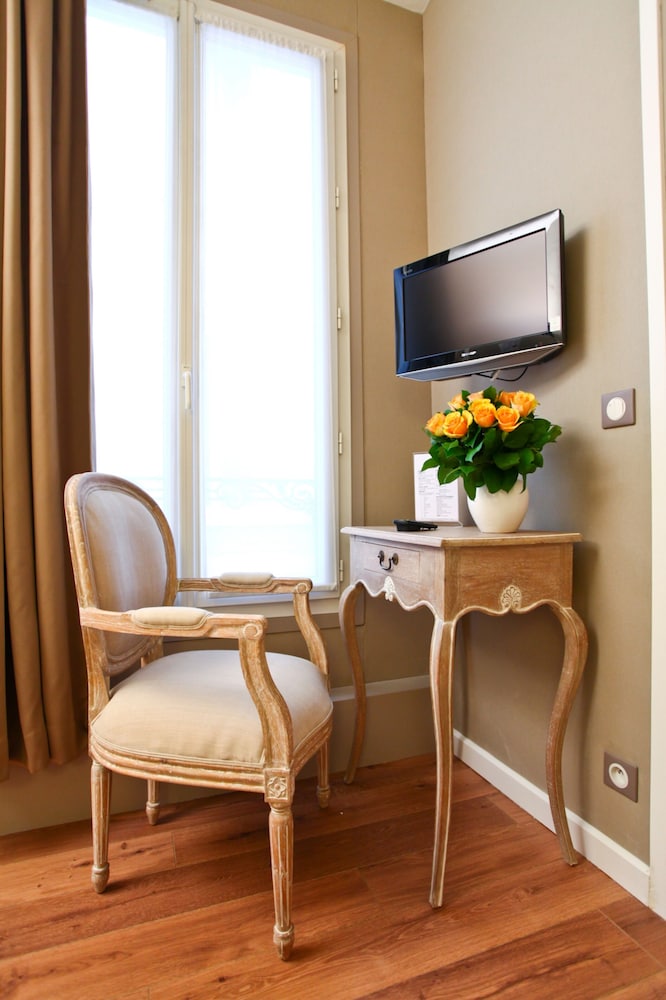 Hotel Du Printemps 40/45