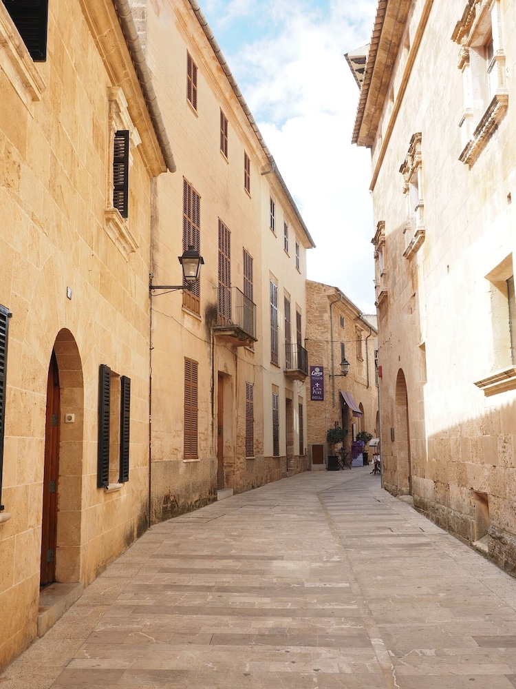 Alcudia Petit 42/50