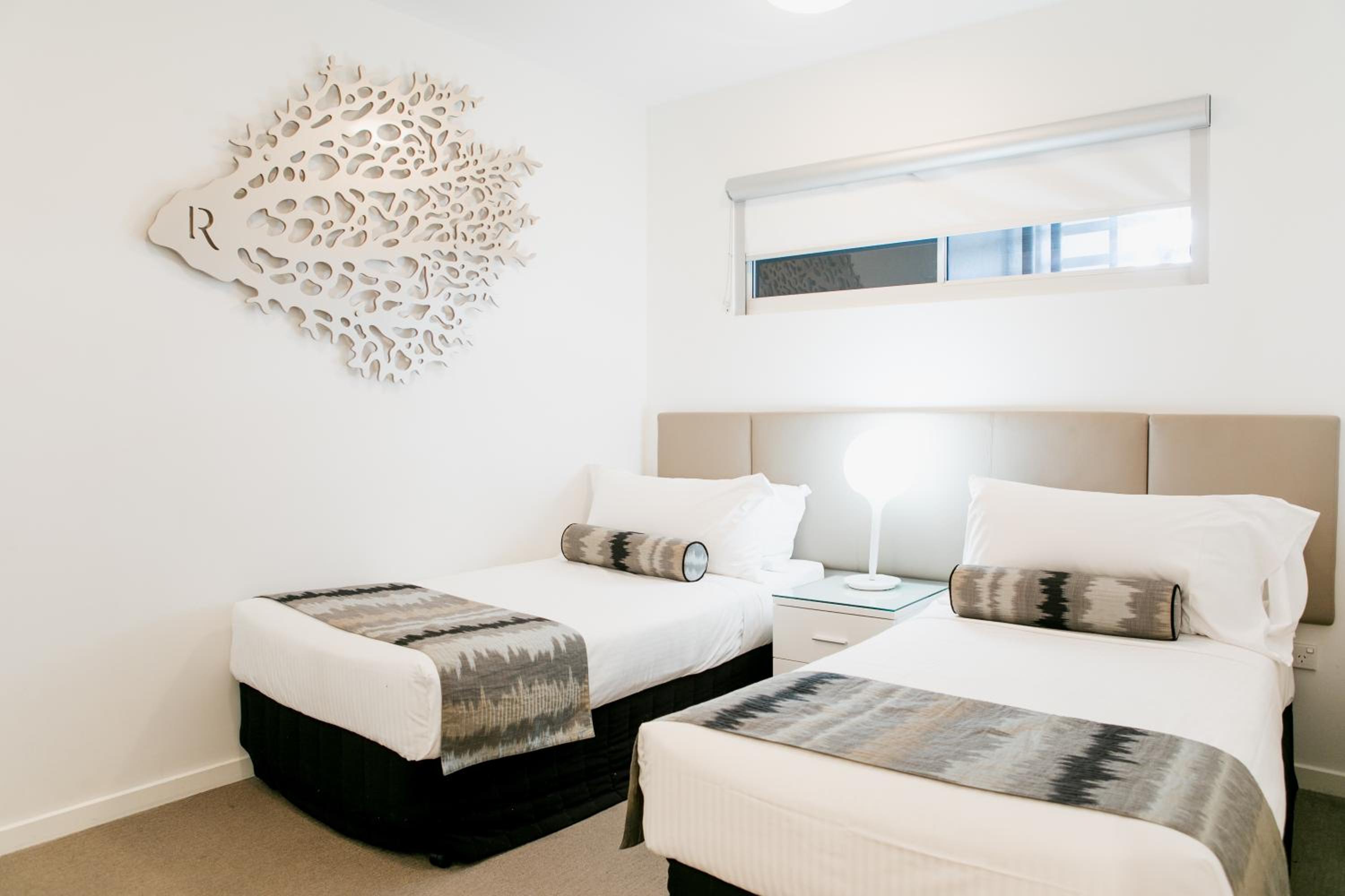 3 Bedrooms, Apartment, Beach Front
