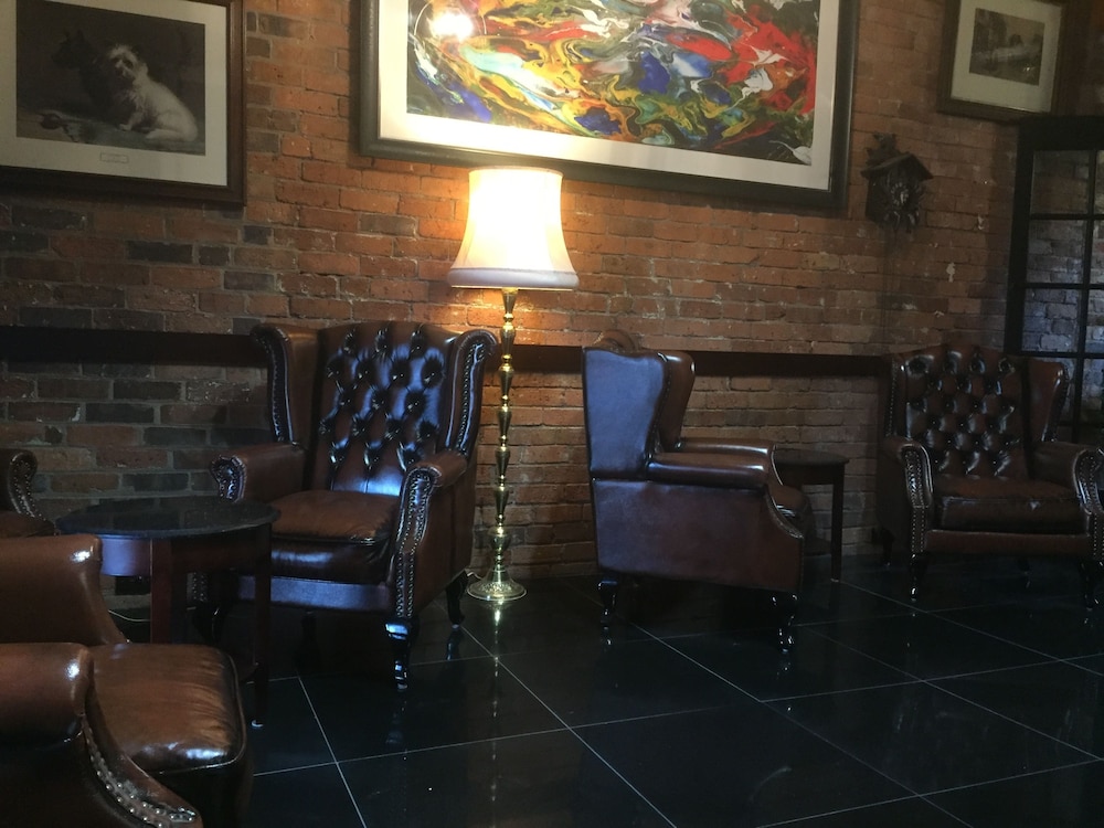 Art Hotel on York 46/65