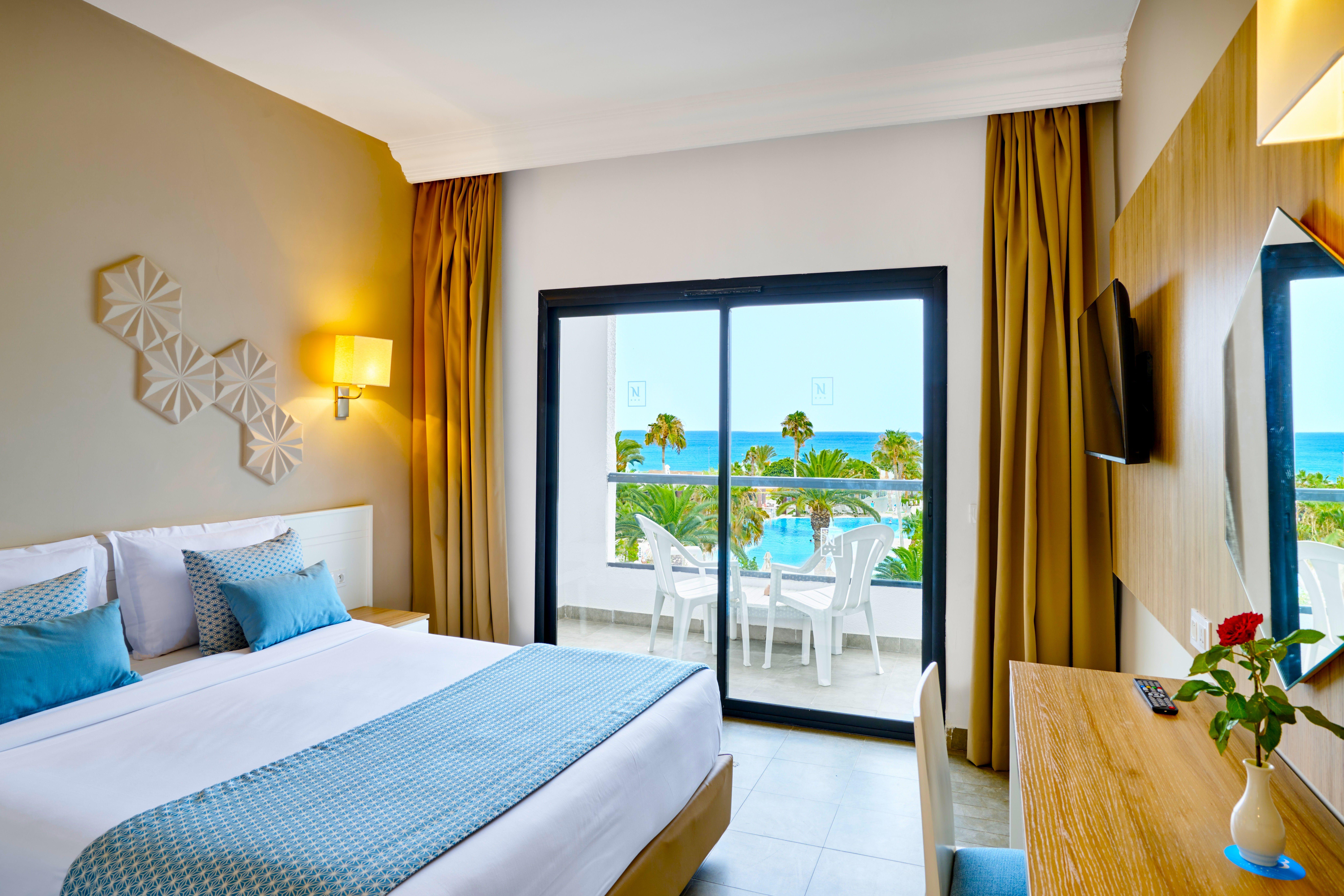 غرفة متصلة عائلية بإطلالة على البحر