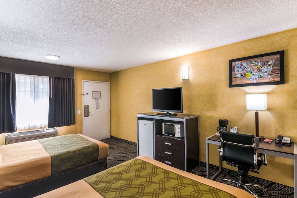 Econo Lodge Hesperia - Victorville I-15 29/43