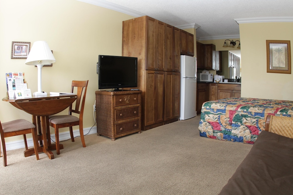 Gulfcoast Inn Naples 34/42
