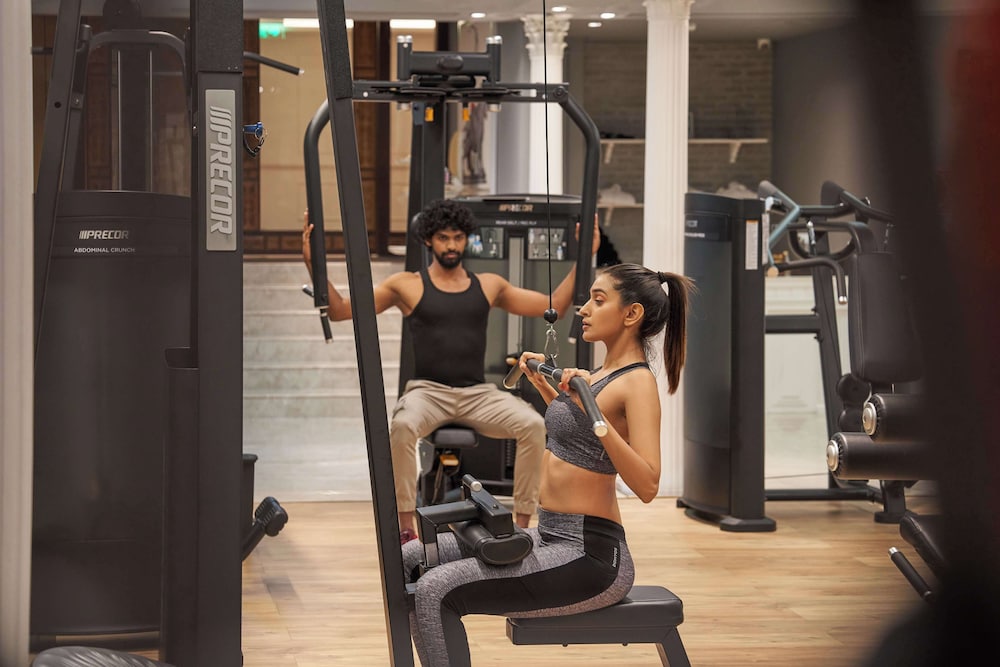 Radisson Blu Hotel & Suites GRT Chennai 26/50