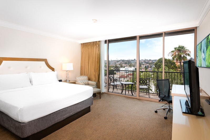 DoubleTree by Hilton San Diego Bayside 9/40
