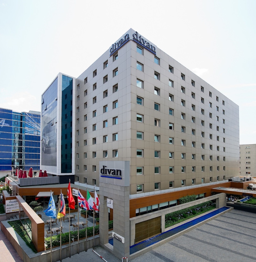 Divan Istanbul City 3/54