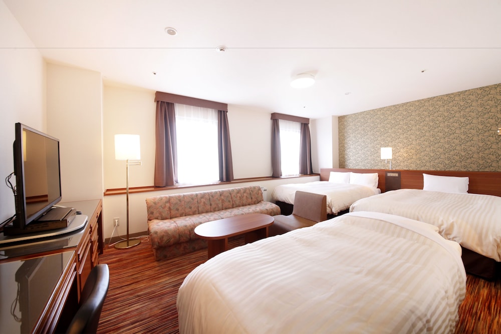 Vessel Inn Yachiyo Katsutadai Ekimae 14/67