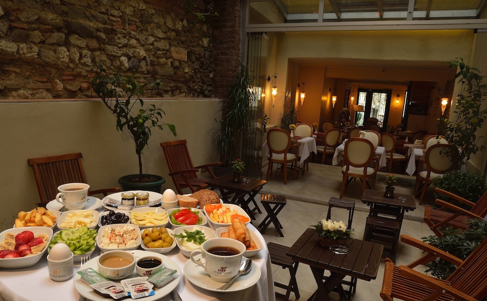 By Murat Royal Hotels Boutique Class 25/32