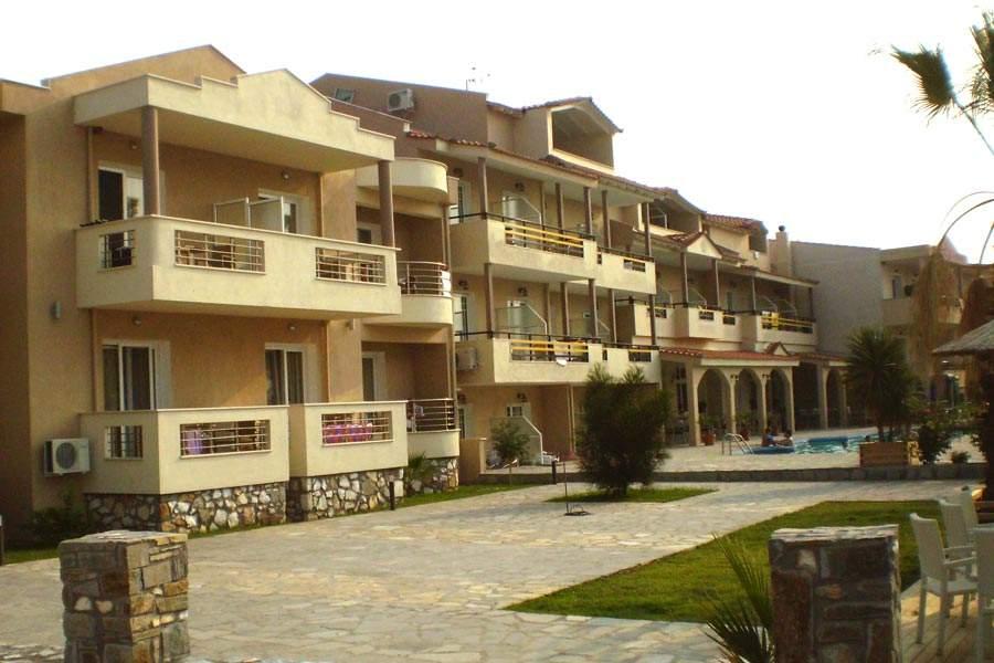 Rachoni Bay Resort 5/32