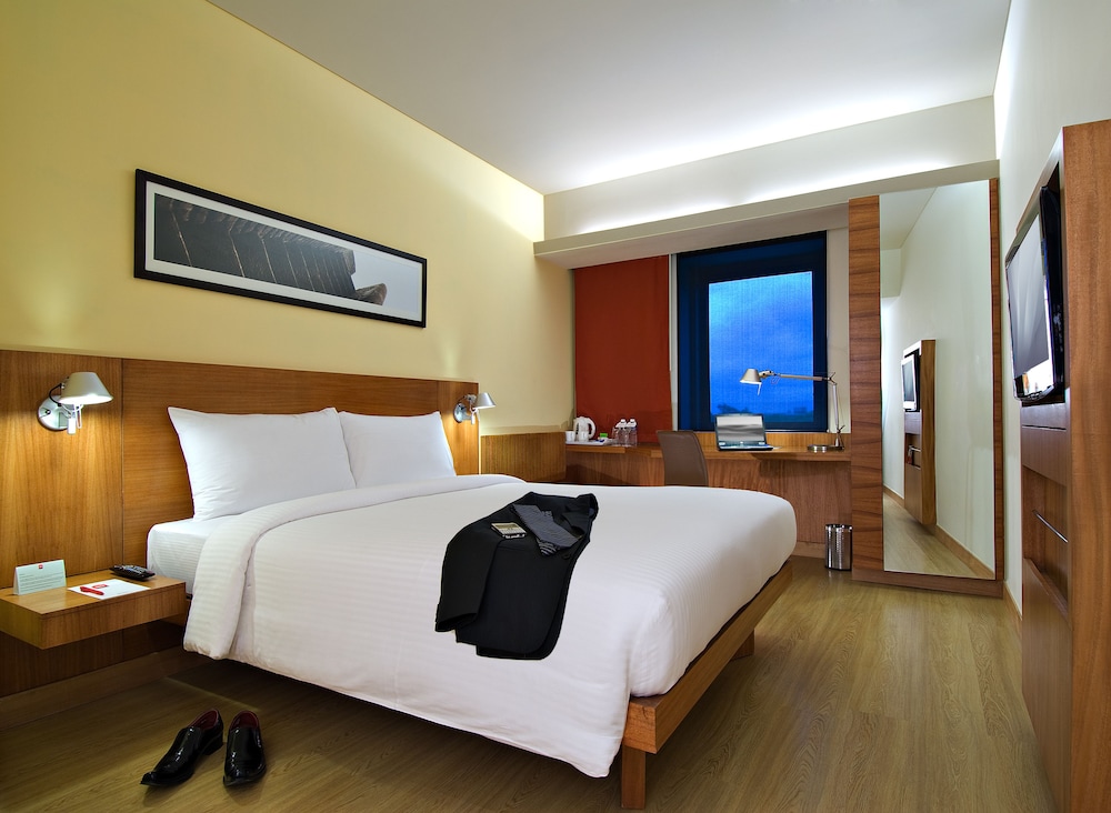 Ibis Pune Hinjewadi 13/67