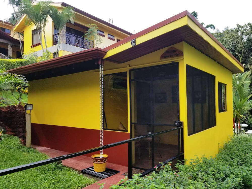 La Terraza Guest House 5/50