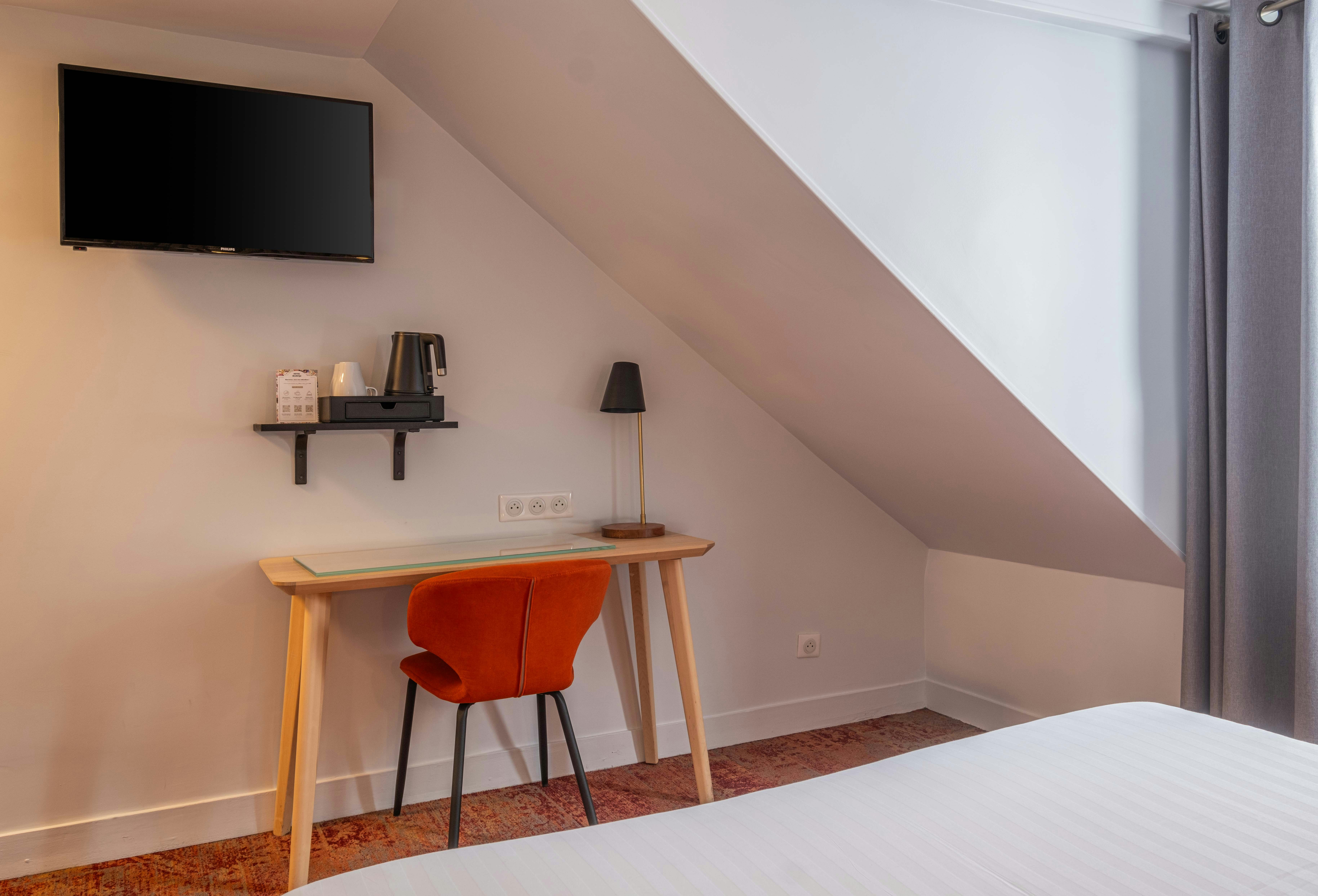 Marena Hotel 55/75