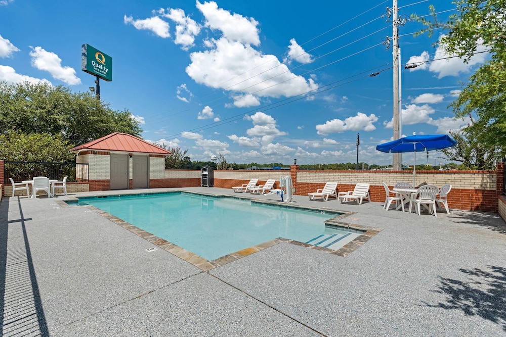 Quality Inn & Suites New Boston - Texarkana West 56/61