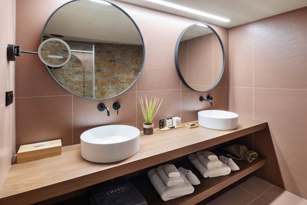 Amantes Villas And Suites 49/50