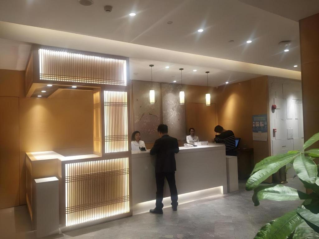 Ying Feng Yuan Hotel 11/37