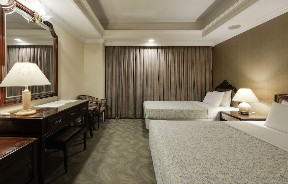 Forbes Hotel 14/20