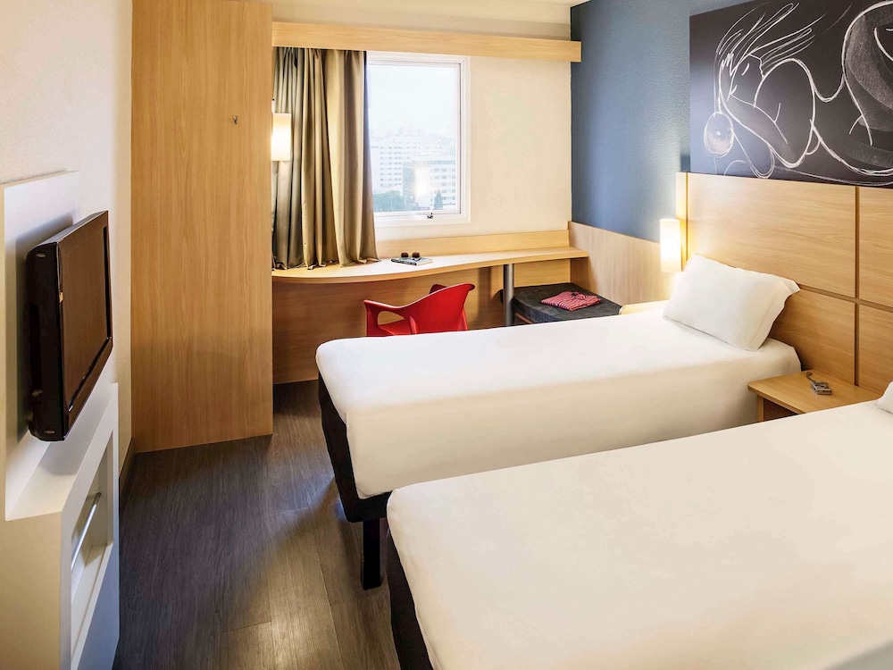 Ibis Macae 15/61