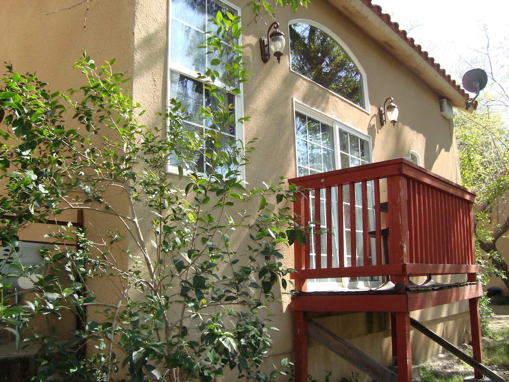 Sequoia Riverfront Cabins 2/71