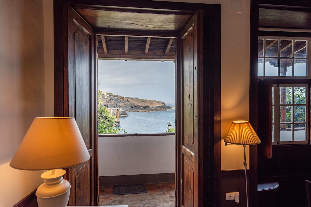 ISLA BAJA SUITES 35/72