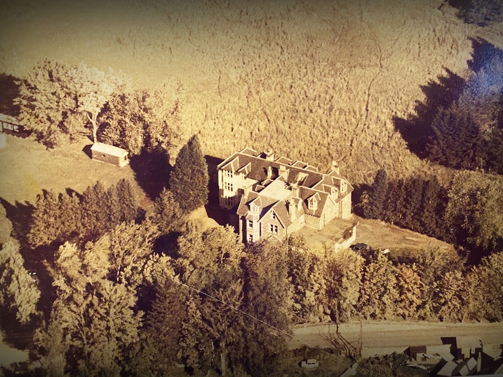 The Speyside Hotel 56/62