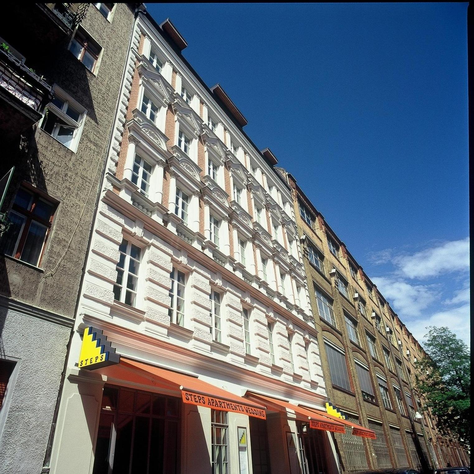 Steps Hotel 2/41