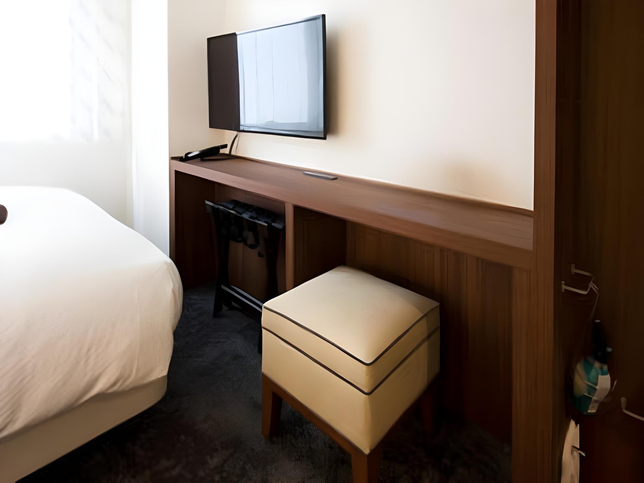 Forza, Single, Double Bed, Annex