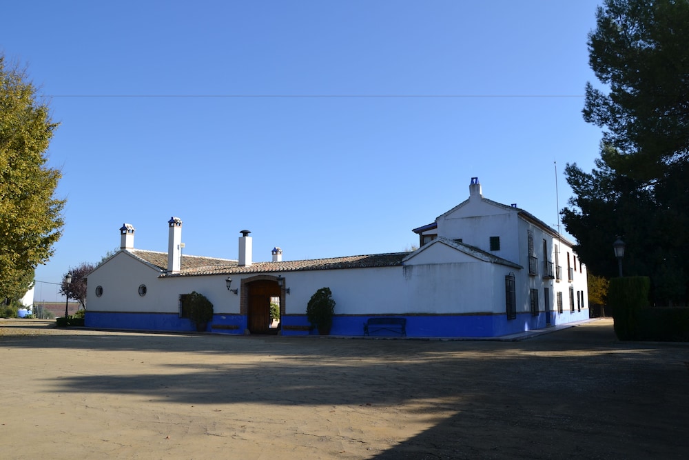 Hotel el Cortijo de Daimiel 58/61