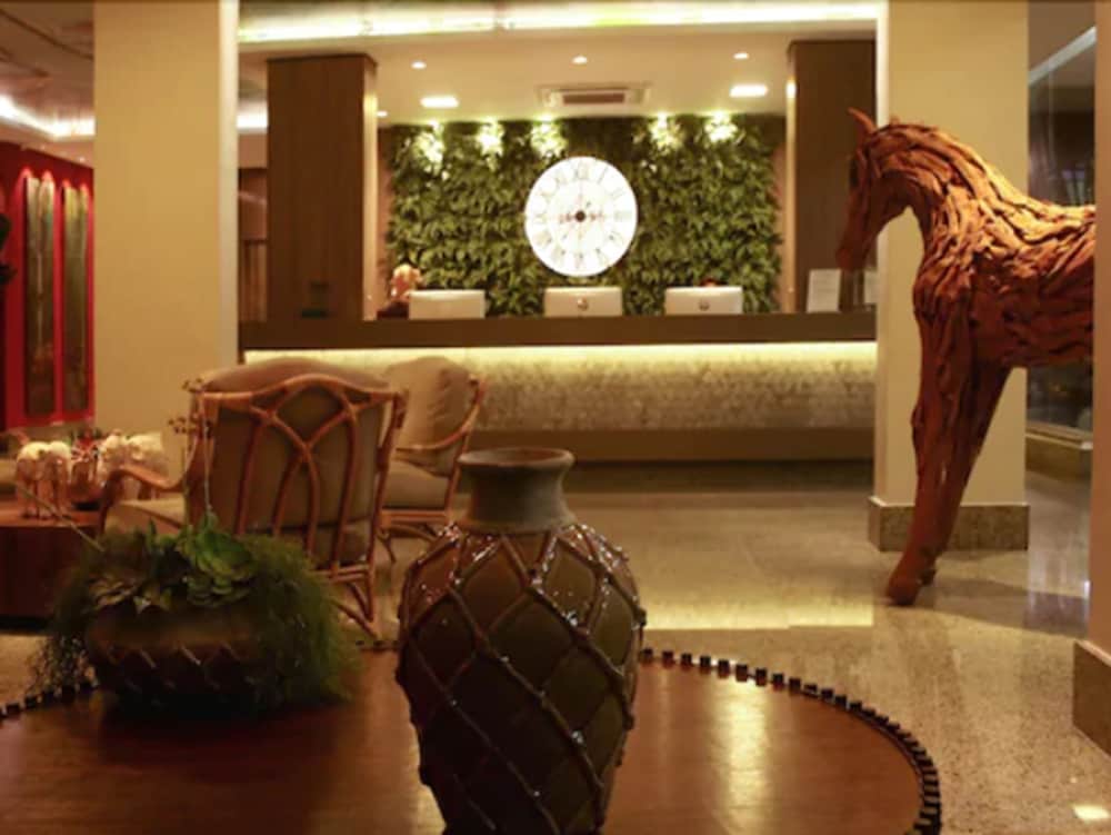 Amazon Plaza Hotel 8/47