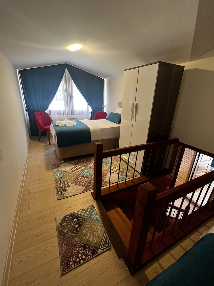 Mego Suite Otel 39/50