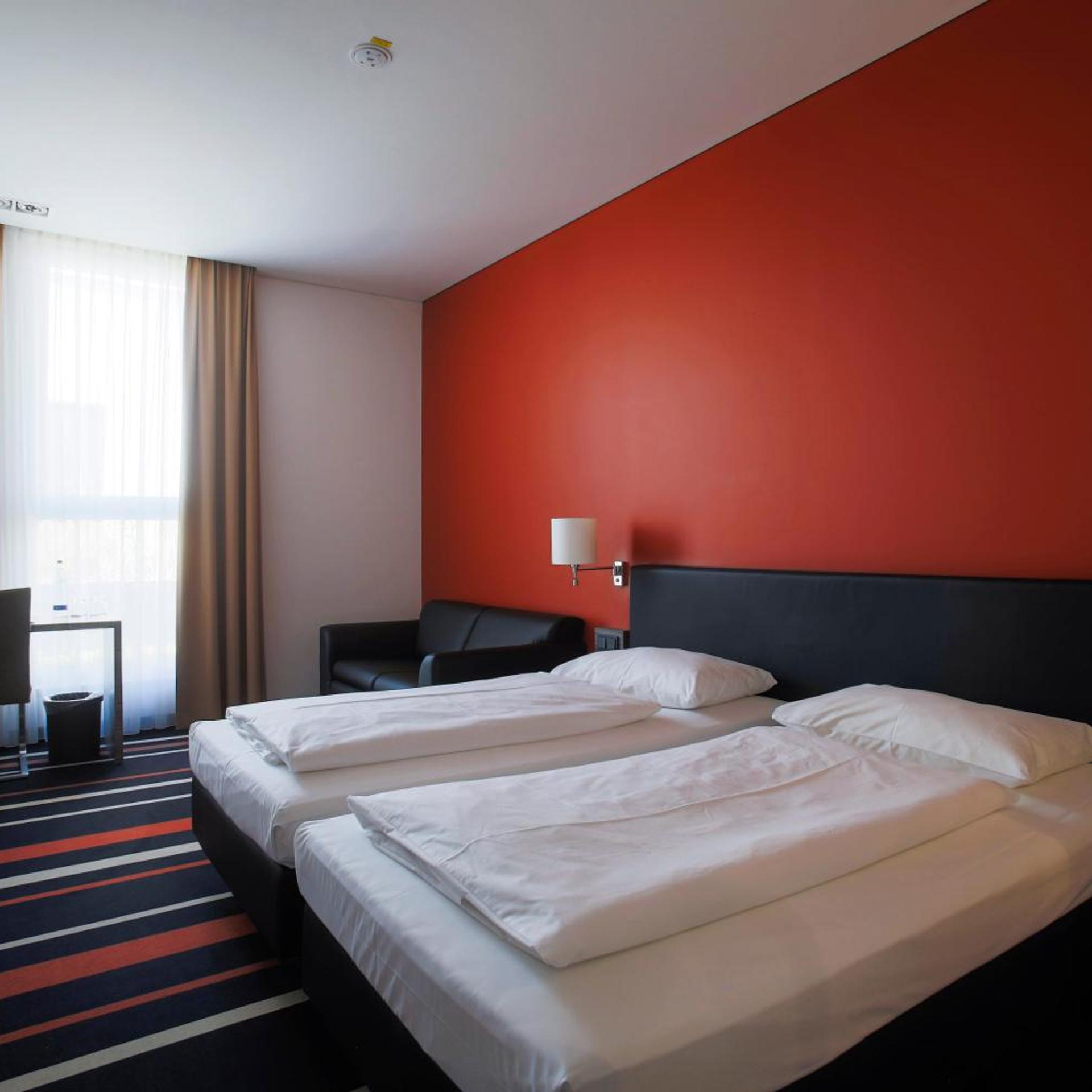 غرفة كومفورت بسرير مزدوج