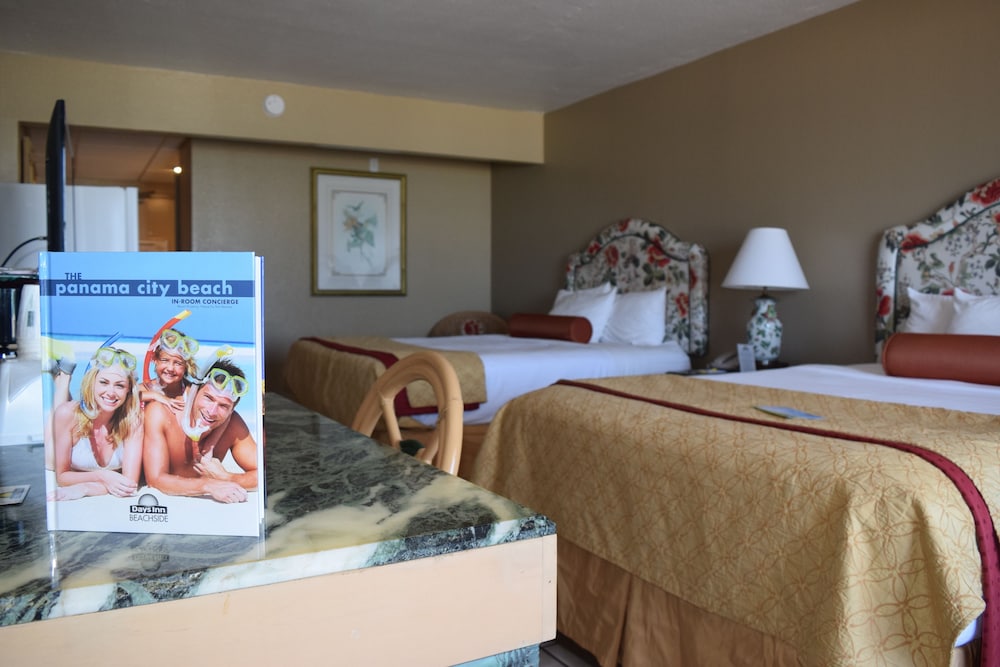 Days Inn By Wyndham Panama City Beach/Ocean Front 24/53