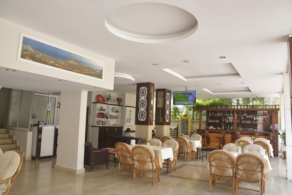 Saray Apart Hotel 10/16