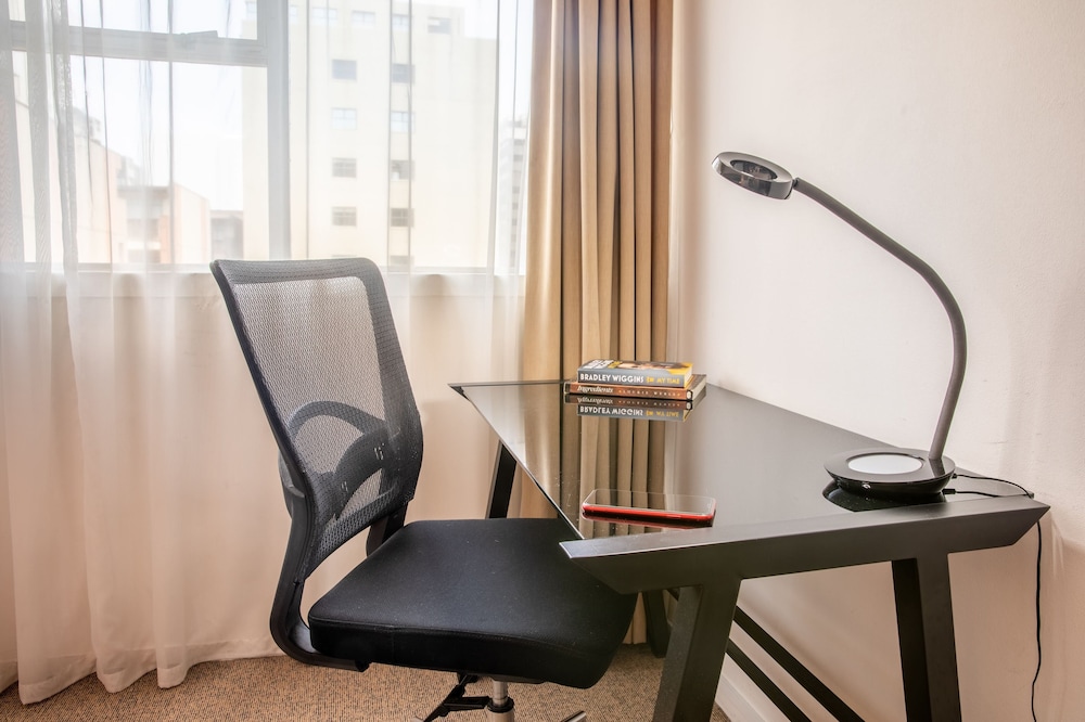 Mercure Wellington Abel Tasman 65/81