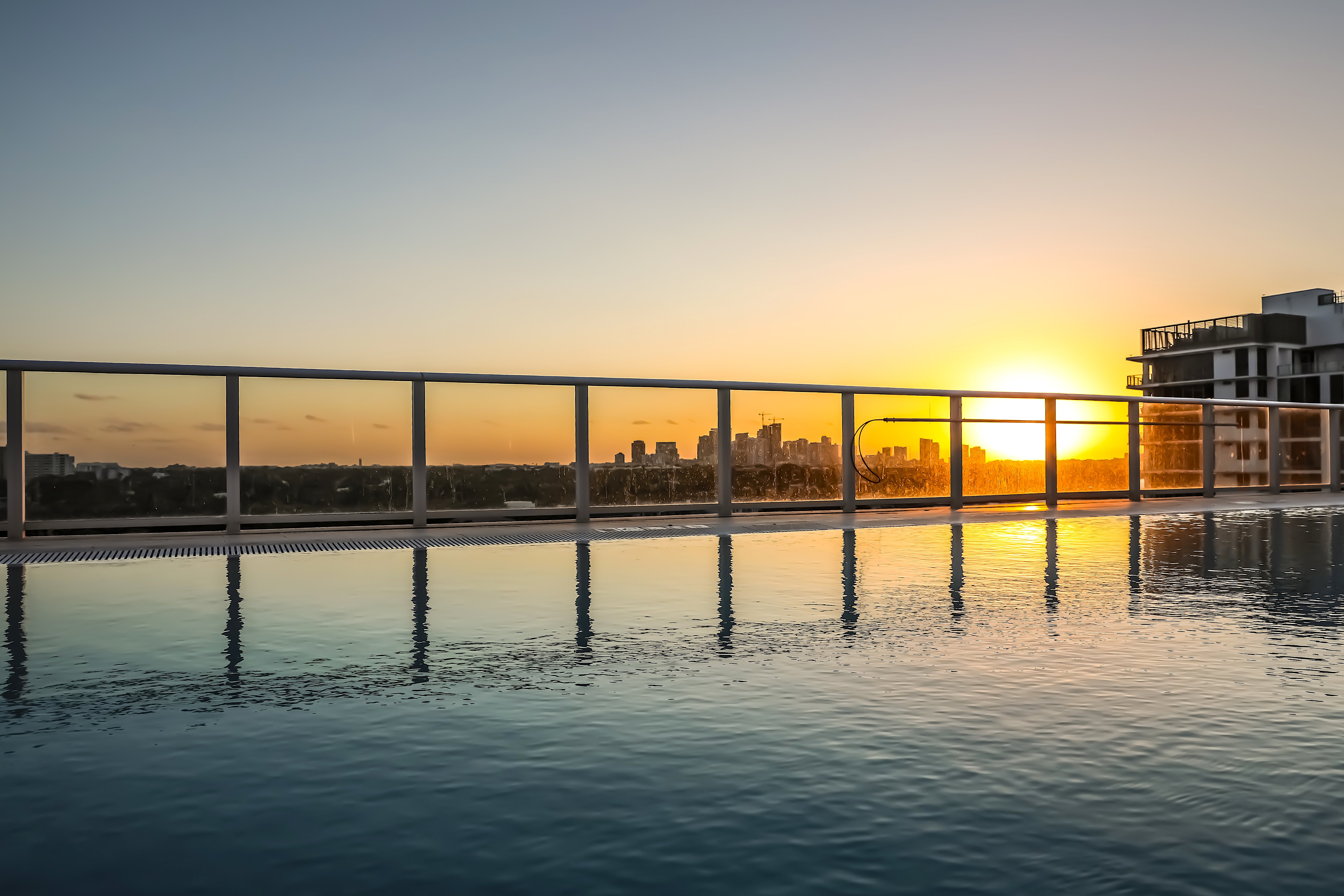 Kimpton Shorebreak Fort Lauderdale Beach Resort 77/81
