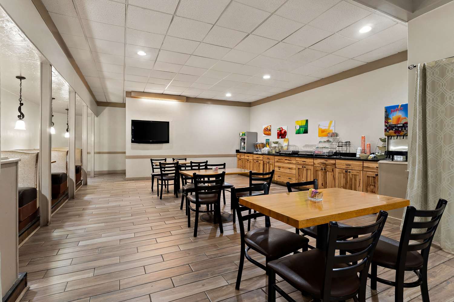 restaurant cafeteria