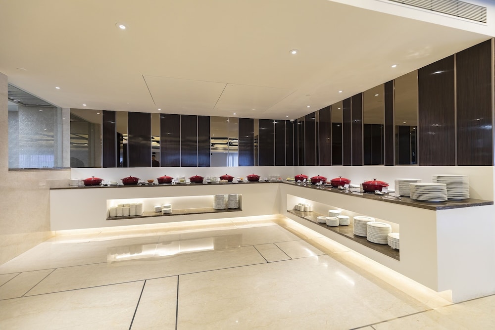 REGENTA CENTRAL RAJKOT 6/53