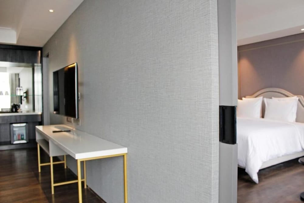 Goodrich Suites Jakarta 34/62