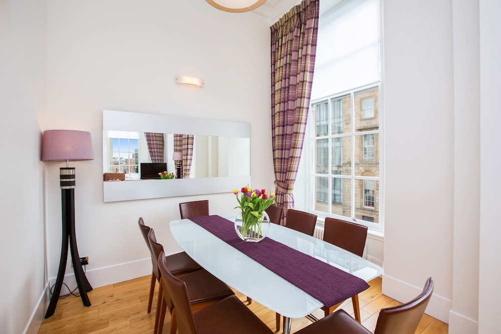 Blythswood Square Apartments 51/58