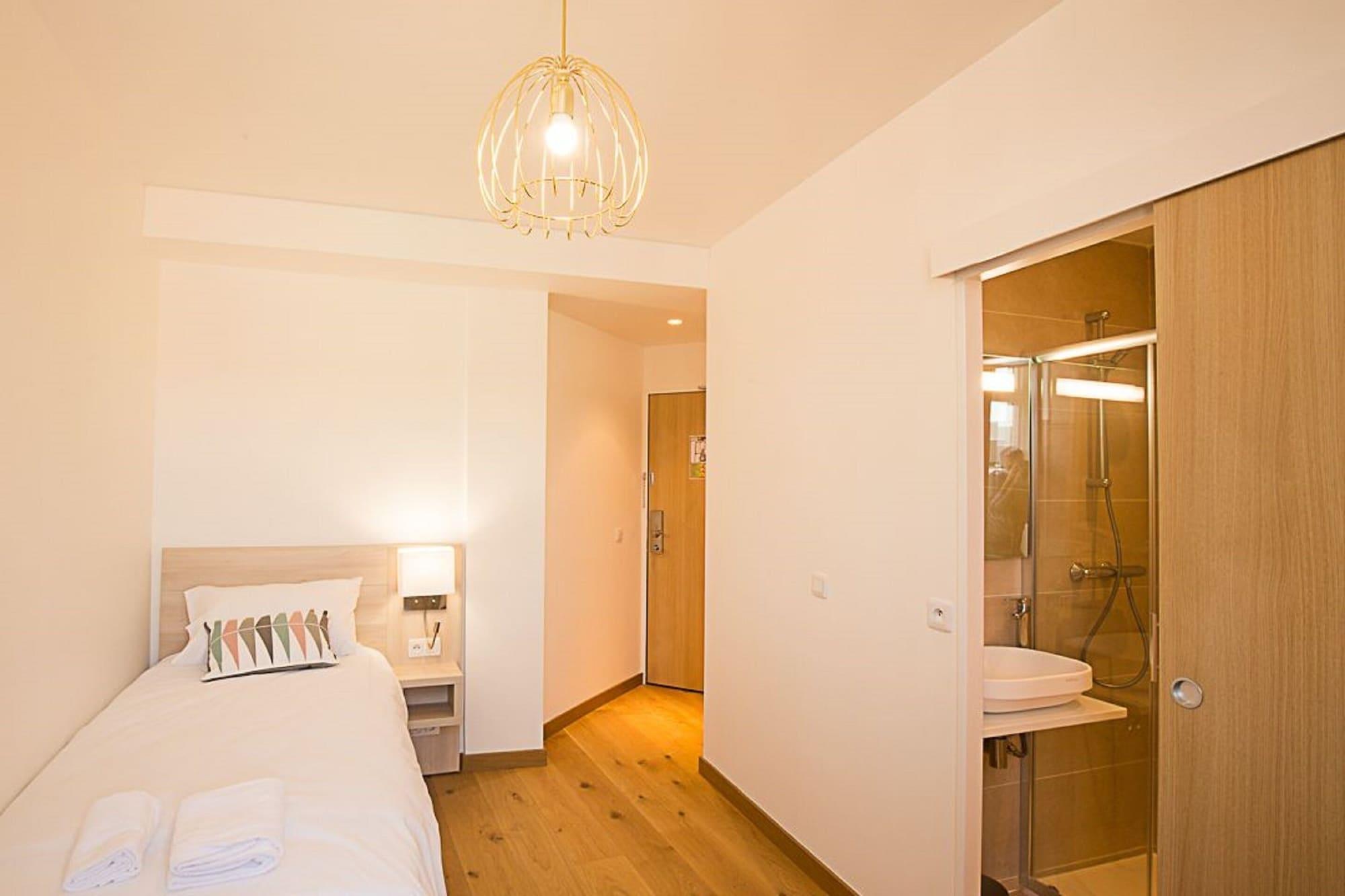 Hotel Ambassadeur 13/22