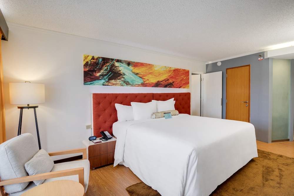 Guam Plaza Resort & Spa 19/69