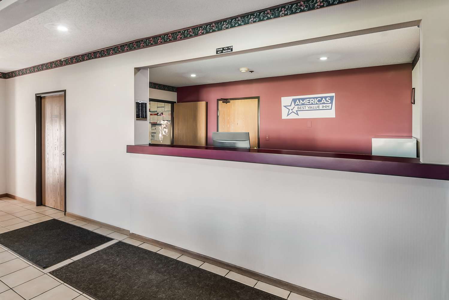 Americas Best Value Inn Wenona 5/32