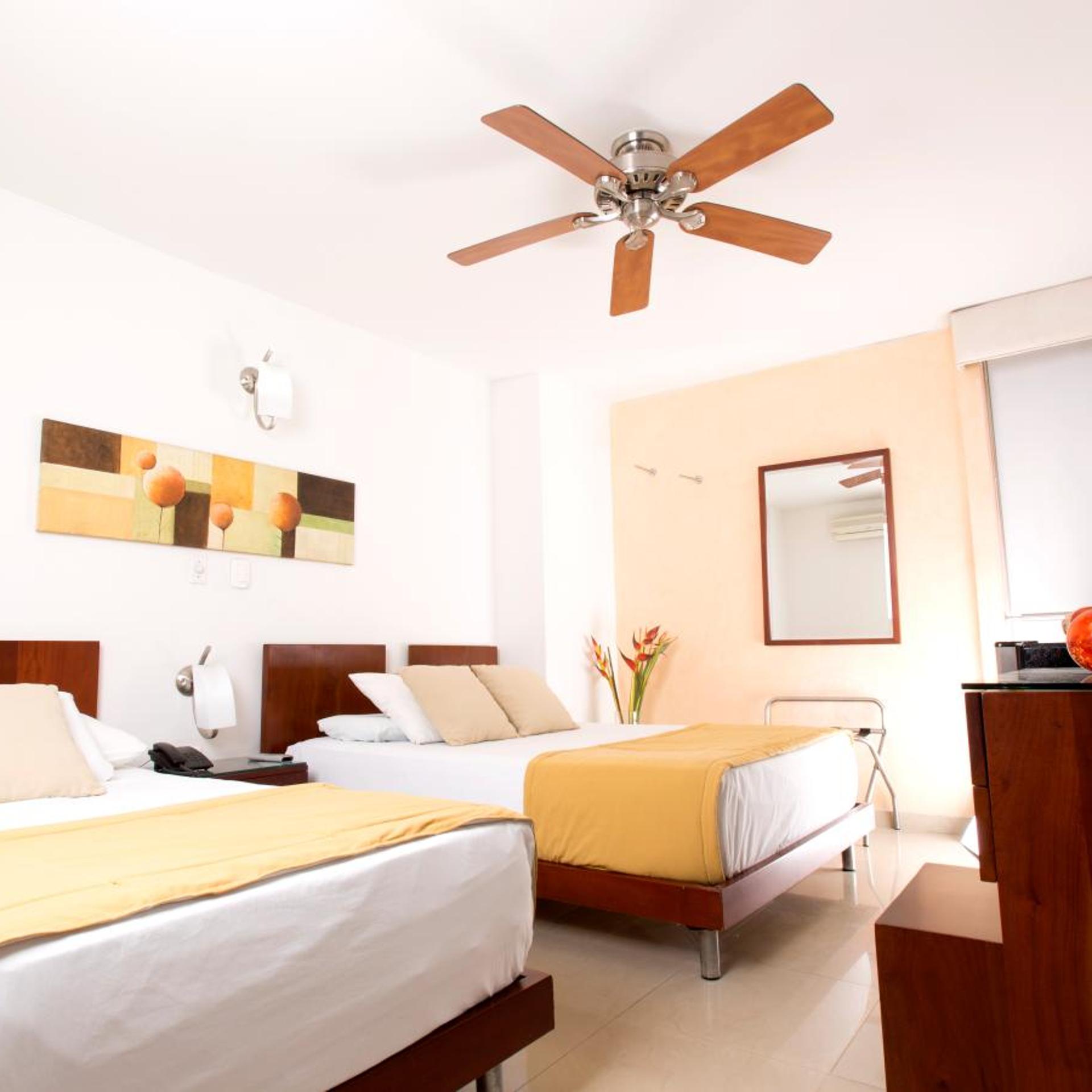 Atlantis Plaza Hotel 15/50
