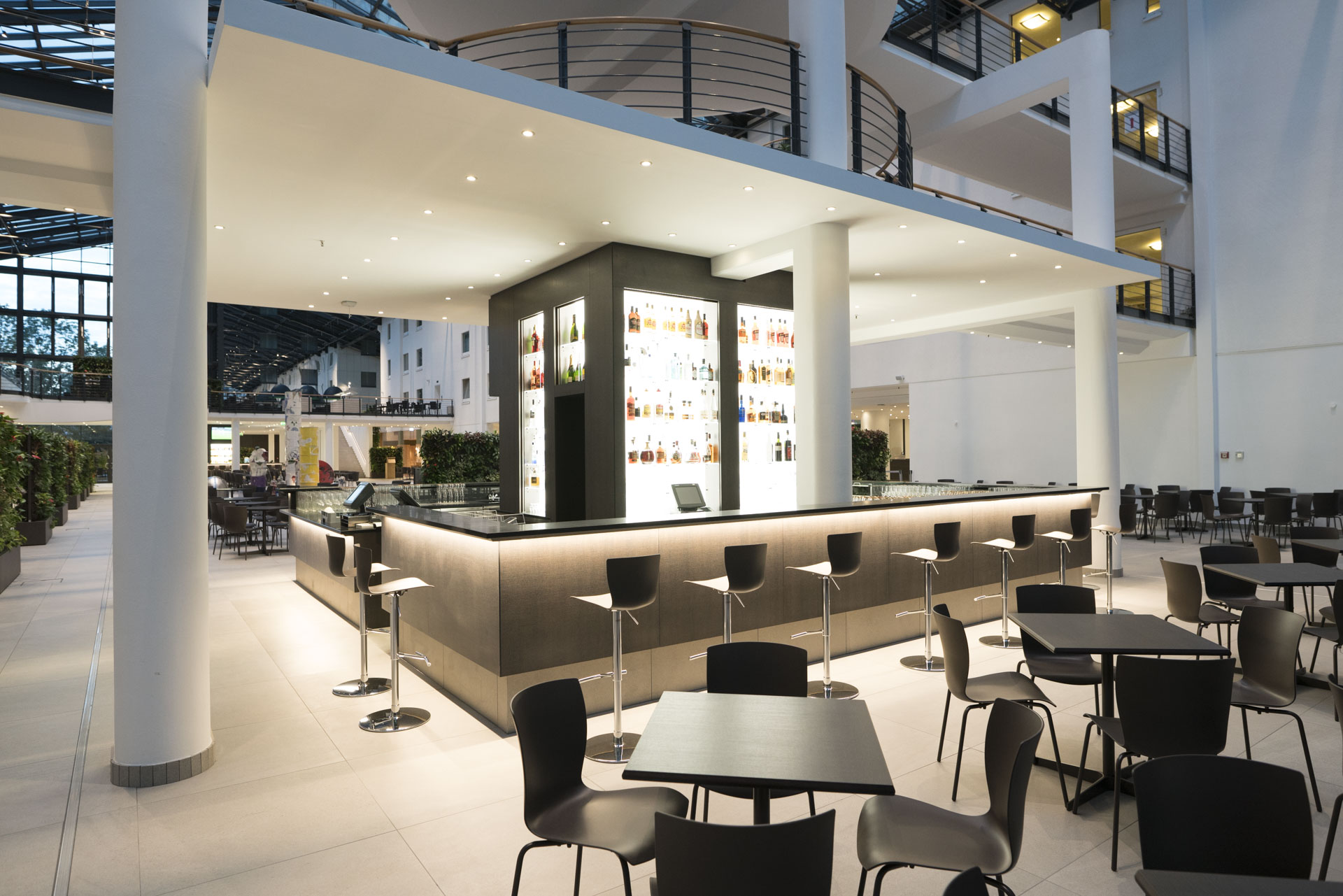 Estrel Berlin 33/50