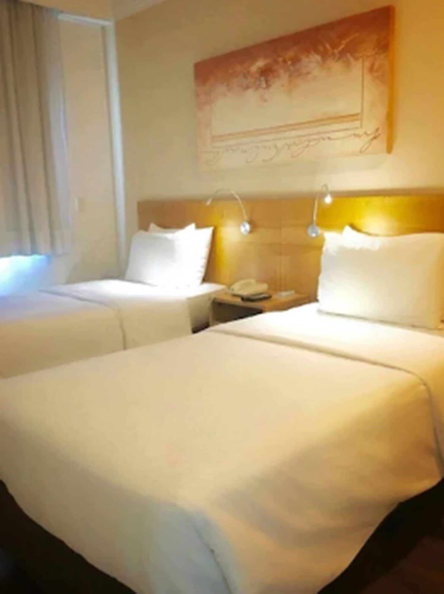 Classic, Apartment, Twin Beds