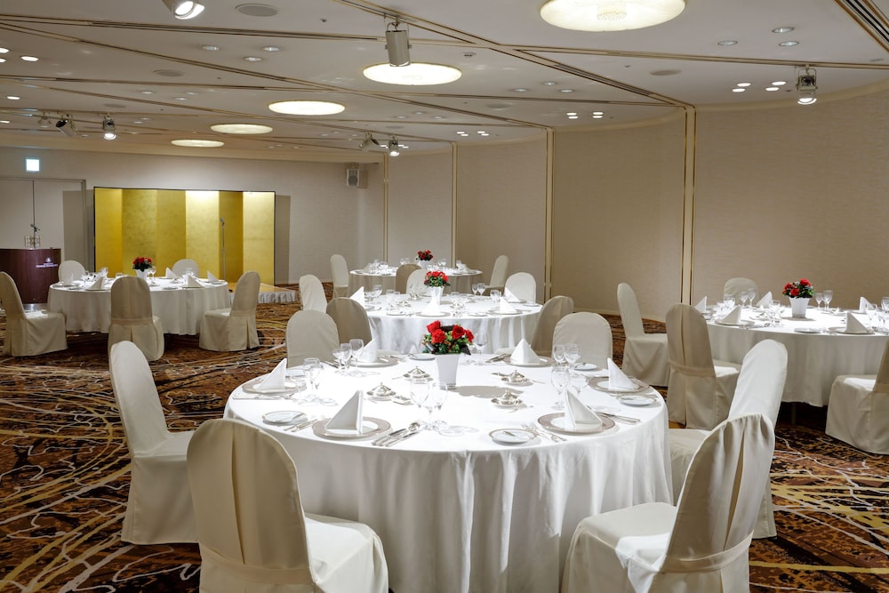Miyako City Osaka Tennoji 60/76