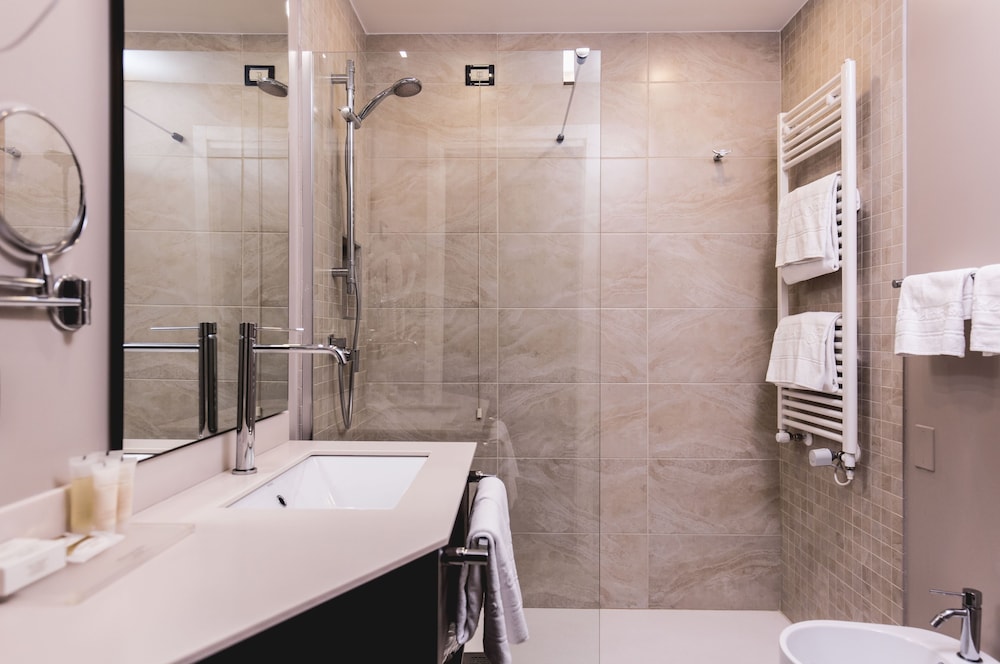 HOTEL ARABA FENICE 43/47